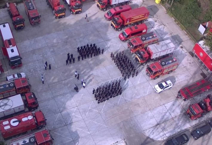 Περίεργη «διάψευση» των καταγγελιών από τους Ρουμάνους πυροσβέστες: «Δεν θέλουμε να εμπλακούμε σε πολιτικά παιχνίδια» (upd)